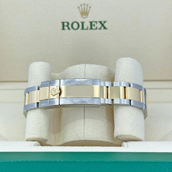 Rolex Explorer 124273